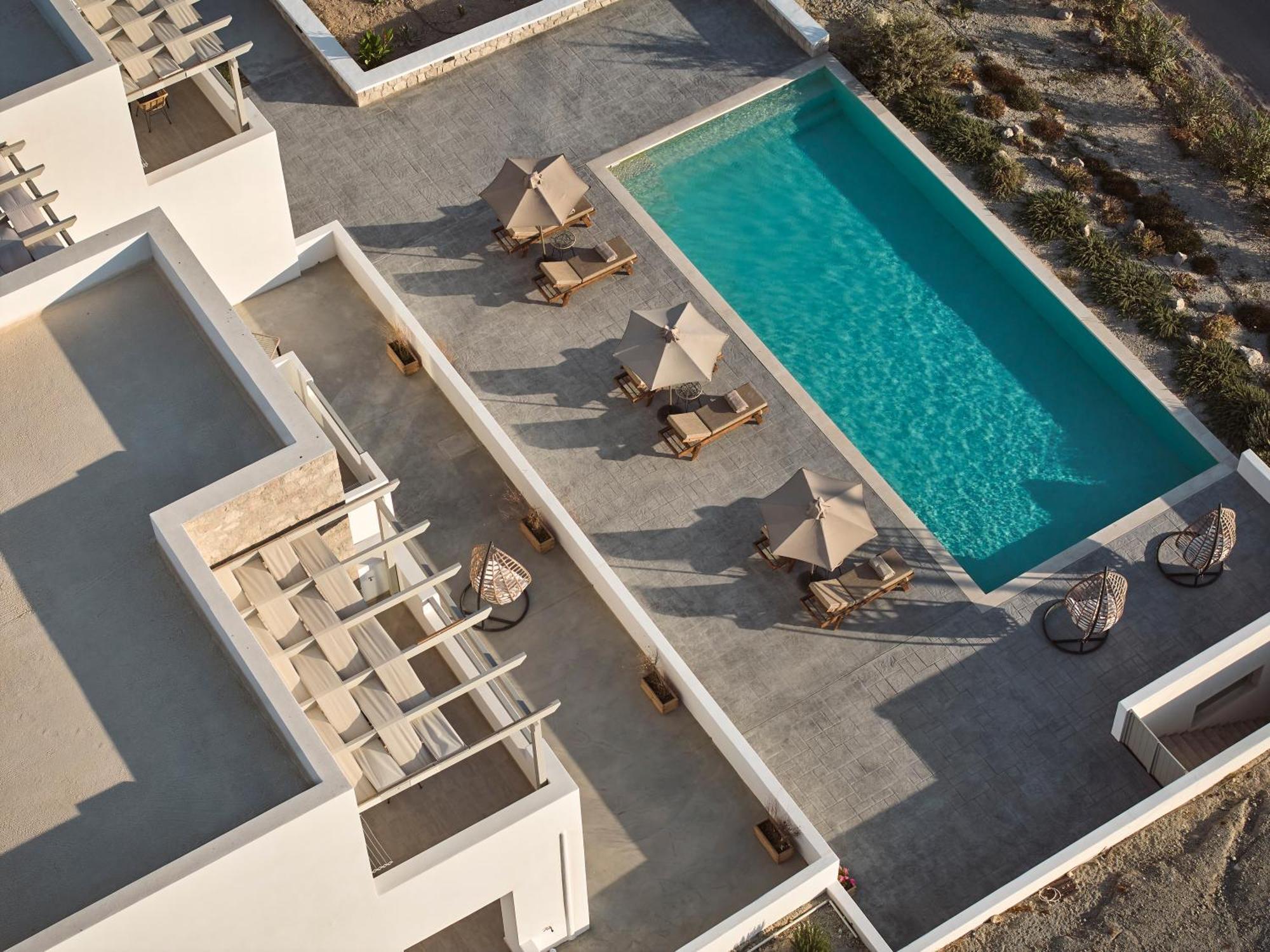 Kedros Milos Suites Adamantas  Exterior foto
