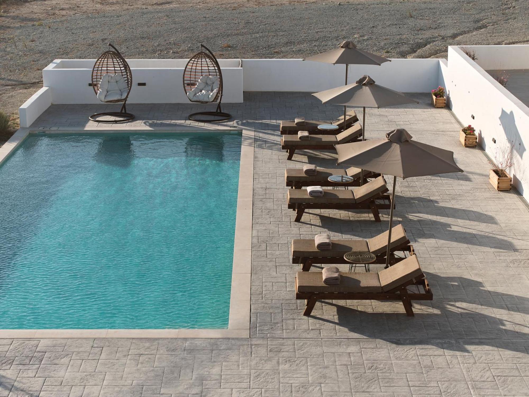 Kedros Milos Suites Adamantas  Exterior foto