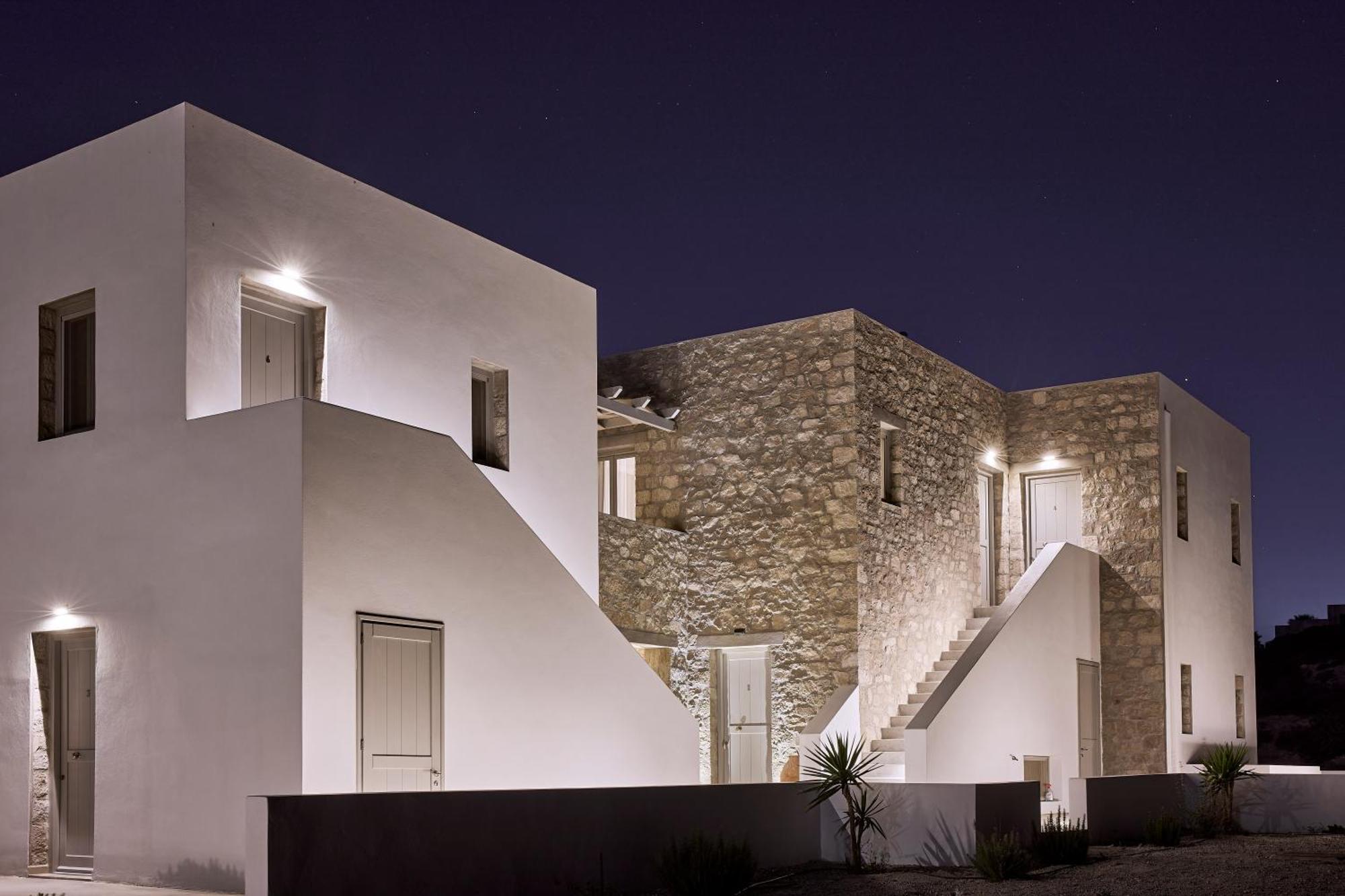 Kedros Milos Suites Adamantas  Exterior foto