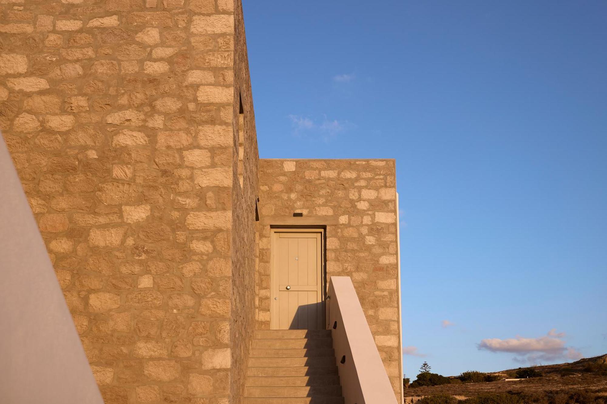 Kedros Milos Suites Adamantas  Habitación foto