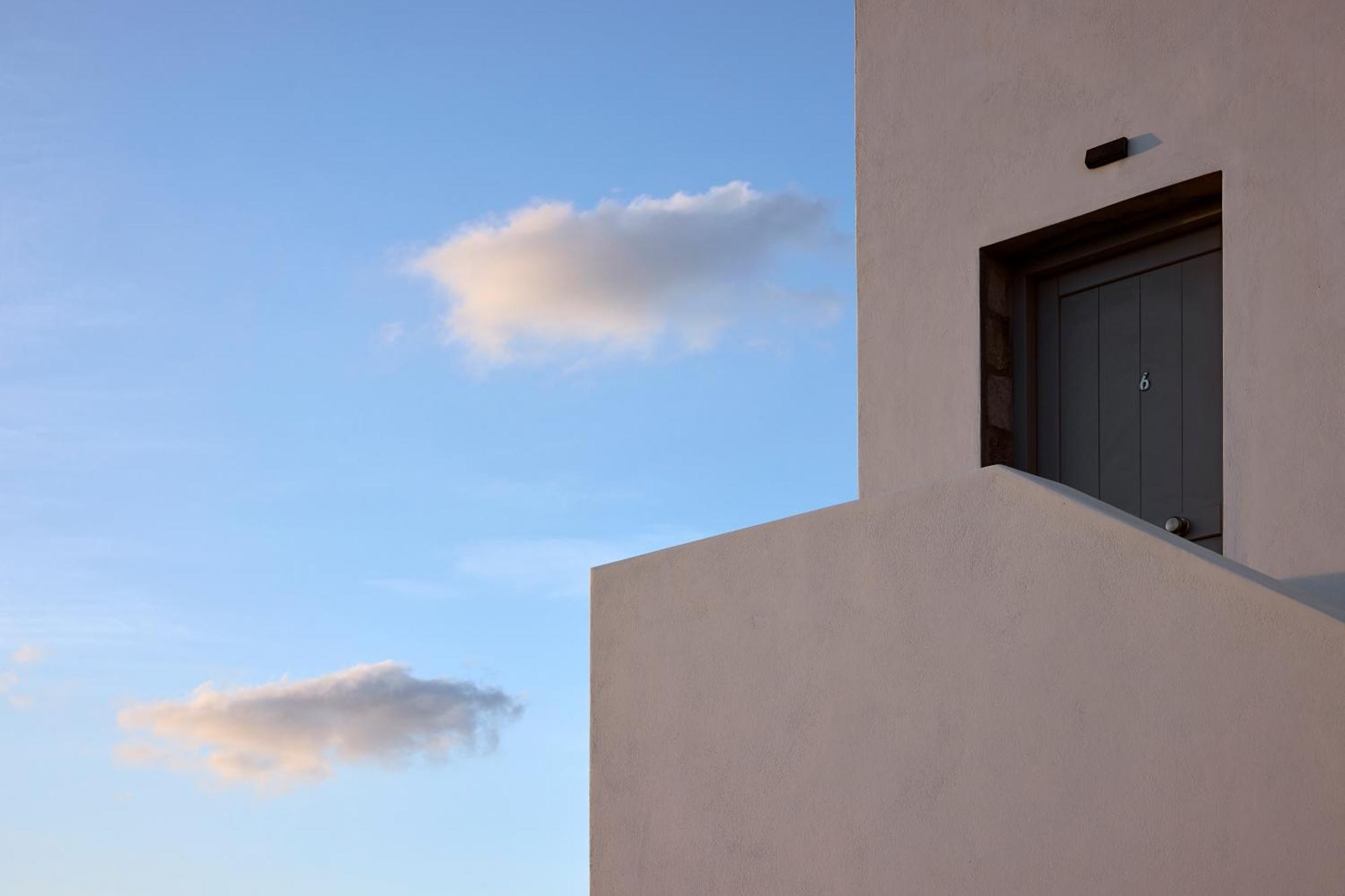 Kedros Milos Suites Adamantas  Exterior foto